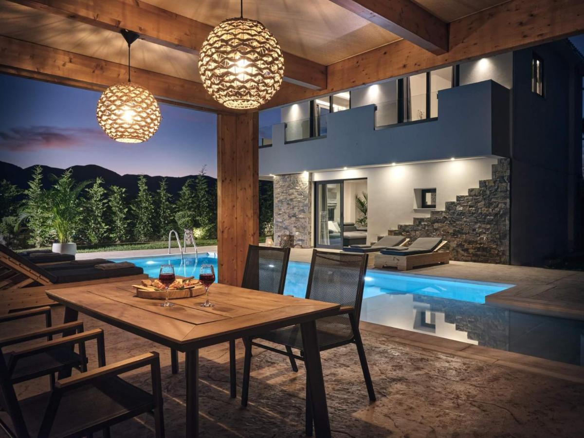 Errikos Family Villa Agios Kirikos  Екстер'єр фото